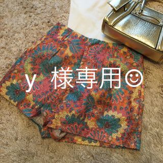 アナップミンピ(anap mimpi)の【y 様専用】派手柄ショートパンツ(ショートパンツ)