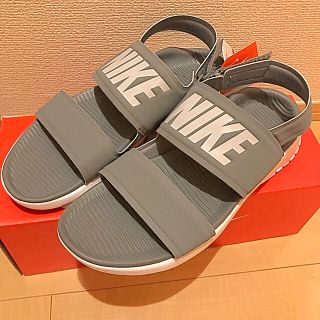 ナイキ(NIKE)のNIKE ナイキ タンジュン サンダル グレー(サンダル)