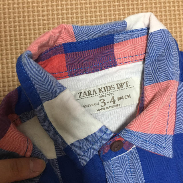 ZARA KIDS(ザラキッズ)のザラキッズ 100 長そでチェックシャツ キッズ/ベビー/マタニティのキッズ服男の子用(90cm~)(ブラウス)の商品写真