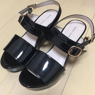 マジェスティックレゴン(MAJESTIC LEGON)のMAJESTIC LEGON ベルト使いサンダル(サンダル)