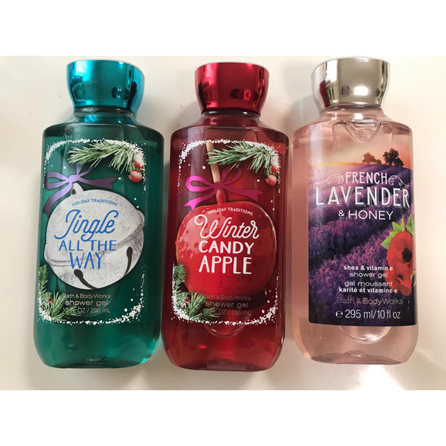 Bath & Body Works(バスアンドボディーワークス)のBath&Bodyworks シャワージェル 新品 3点セット コスメ/美容のボディケア(ボディソープ/石鹸)の商品写真