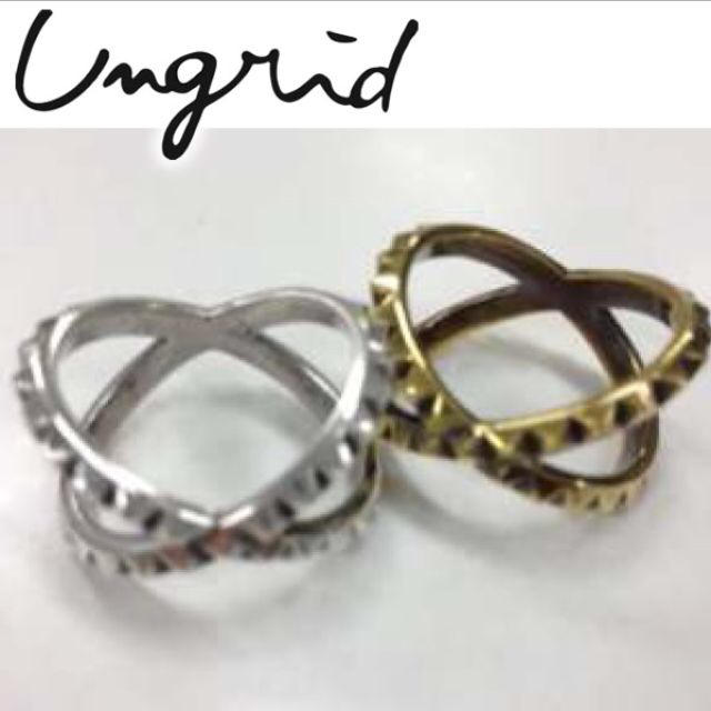 Ungrid(アングリッド)のungrid スタッズラインクロスリング レディースのアクセサリー(リング(指輪))の商品写真