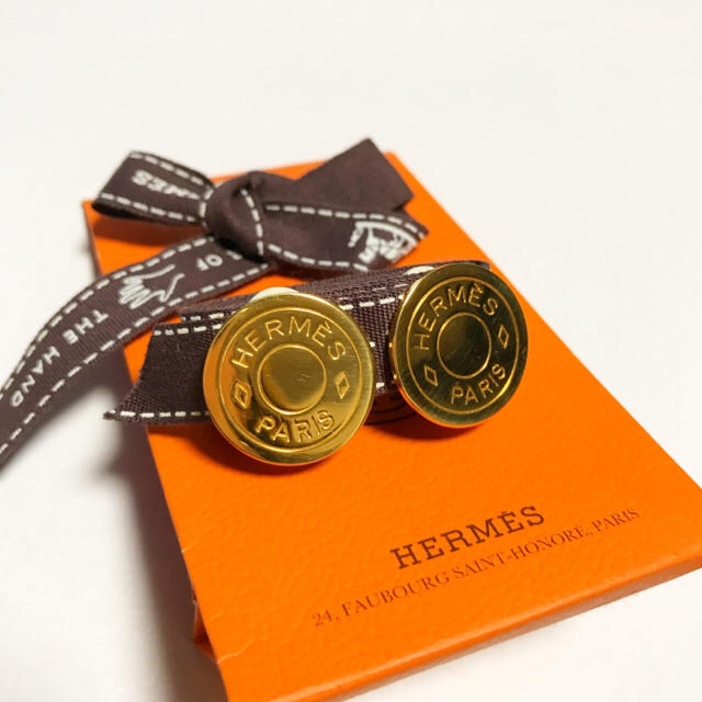 Hermes(エルメス)のmocoa様専用 HERMES エルメス セリエ イヤリング ゴールド 美品 レディースのアクセサリー(イヤリング)の商品写真