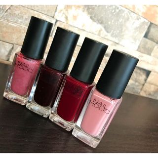 コーセー(KOSE)のnail holic💅4本セット(マニキュア)