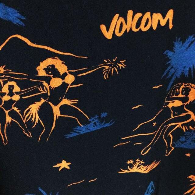 volcom(ボルコム)のVOLCOMハワイアン柄タンクワンピ新品 レディースのトップス(タンクトップ)の商品写真