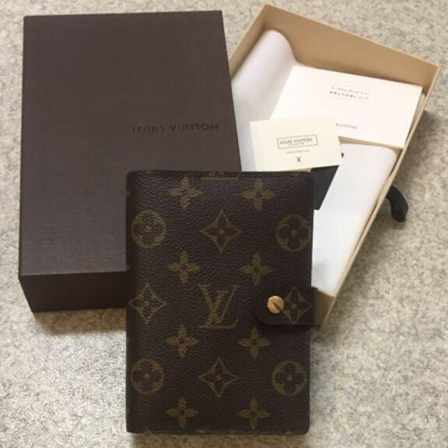 LOUIS VUITTON(ルイヴィトン)のルイヴィトン 手帳  アジェンダ【新品未使用】 メンズのファッション小物(手帳)の商品写真