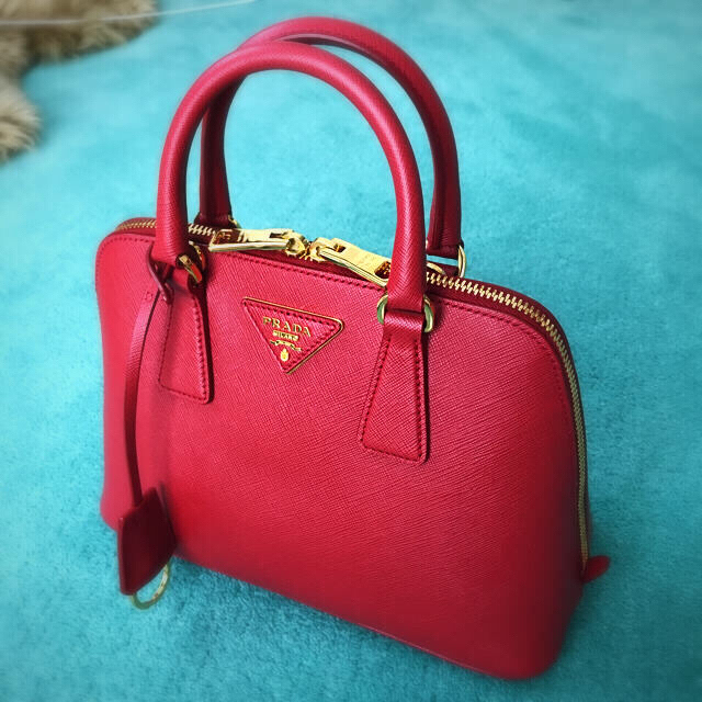 PRADA - momopoco様専用!超美品‼︎プラダバッグbl0838レッドの通販 by
