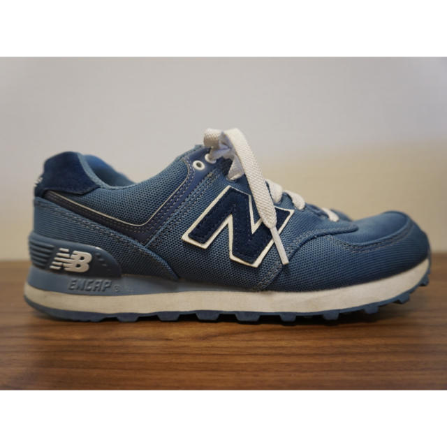 New Balance(ニューバランス)のNew balance ML574 23.0cm レディース レディースの靴/シューズ(スニーカー)の商品写真