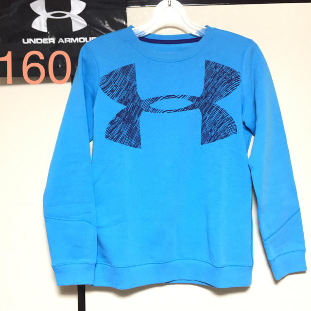 UNDER ARMOUR(アンダーアーマー)のトレーナー パーカー アンダーアーマー 160 キッズ/ベビー/マタニティのキッズ服女の子用(90cm~)(Tシャツ/カットソー)の商品写真