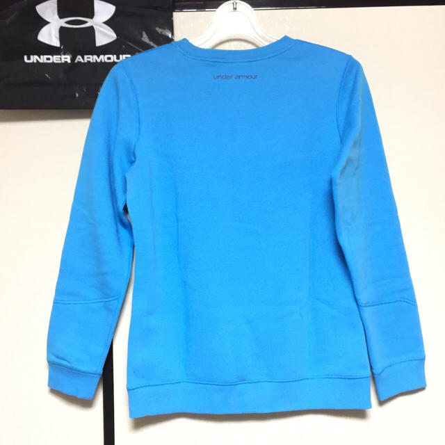 UNDER ARMOUR(アンダーアーマー)のトレーナー パーカー アンダーアーマー 160 キッズ/ベビー/マタニティのキッズ服女の子用(90cm~)(Tシャツ/カットソー)の商品写真