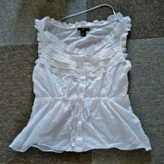 H&M(エイチアンドエム)の白レースキャミシャツ♡ レディースのトップス(キャミソール)の商品写真