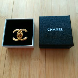 シャネル(CHANEL)の⭐美品⭐CHANELブローチ正規品(ブローチ/コサージュ)