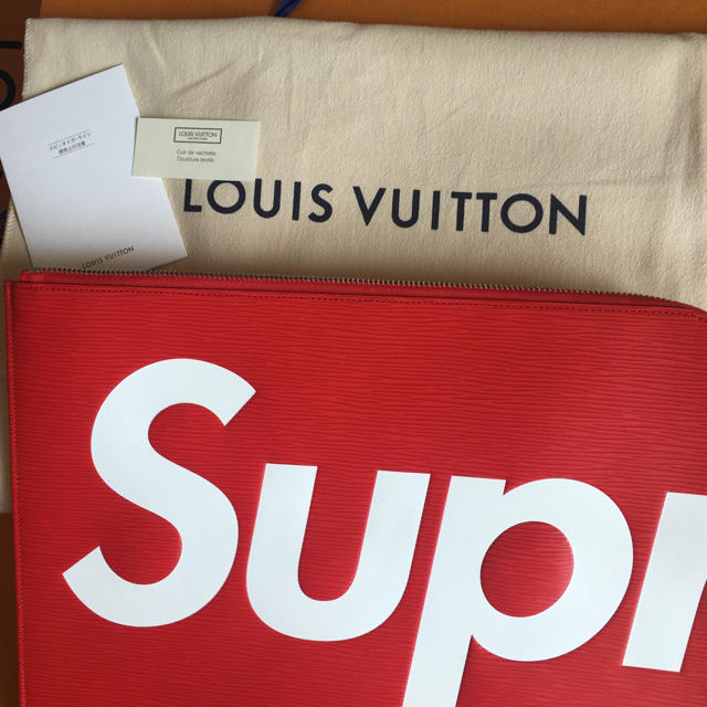 LOUIS VUITTON - Louis Vuitton × Supreme クラッチバックの通販 by 