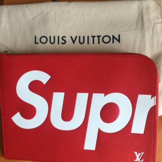 ヴィトン(LOUIS VUITTON) エピ クラッチ(レディース)(ブラック/黒色系