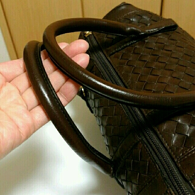 Bottega Veneta(ボッテガヴェネタ)のボッテガヴェネタ　イントレ　レザーミニボストンバッグ レディースのバッグ(ハンドバッグ)の商品写真