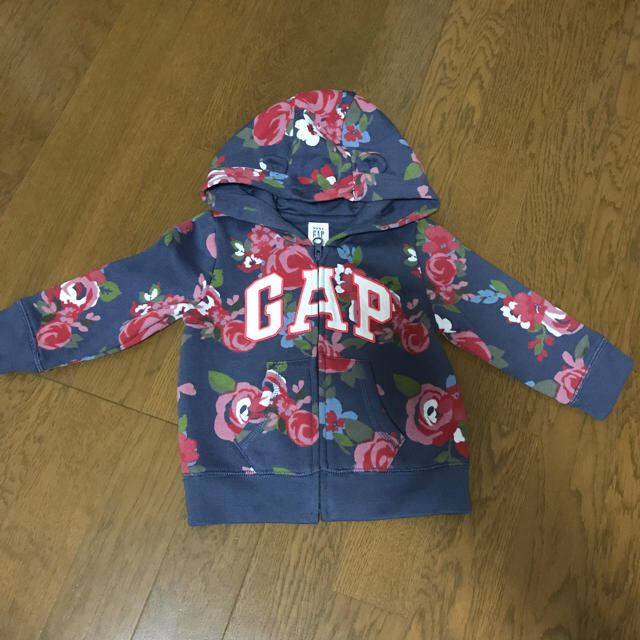 babyGAP(ベビーギャップ)のbabyGAP  パーカー 80cm キッズ/ベビー/マタニティのベビー服(~85cm)(トレーナー)の商品写真