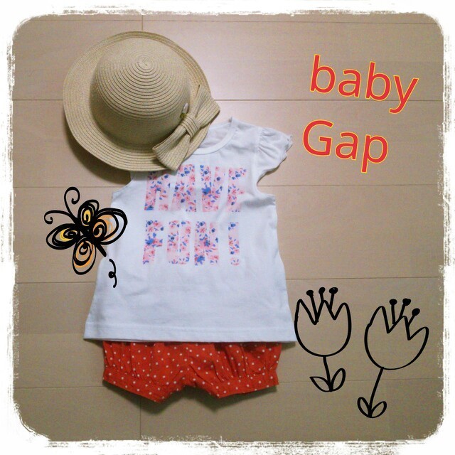 babyGAP(ベビーギャップ)のbabyGap☆80㎝ドットショーパン キッズ/ベビー/マタニティのキッズ服女の子用(90cm~)(その他)の商品写真