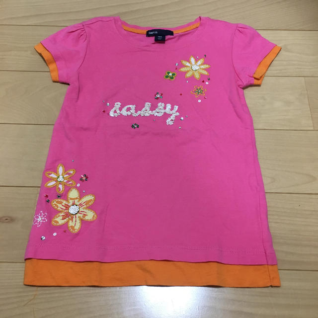 GAP(ギャップ)のきれいめ！GAP ピンク Tシャツ 120 キッズ/ベビー/マタニティのキッズ服女の子用(90cm~)(Tシャツ/カットソー)の商品写真