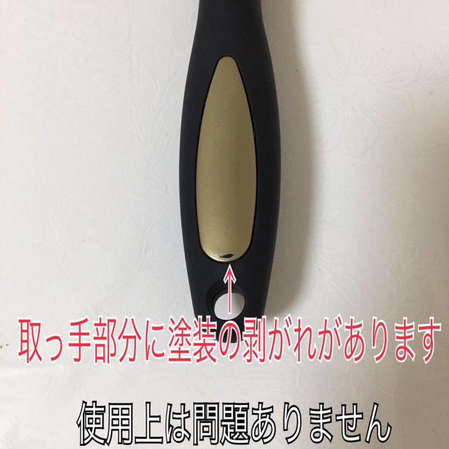 【訳あり/新品】サロン専用クッションブラシ コスメ/美容のヘアケア/スタイリング(ヘアブラシ/クシ)の商品写真