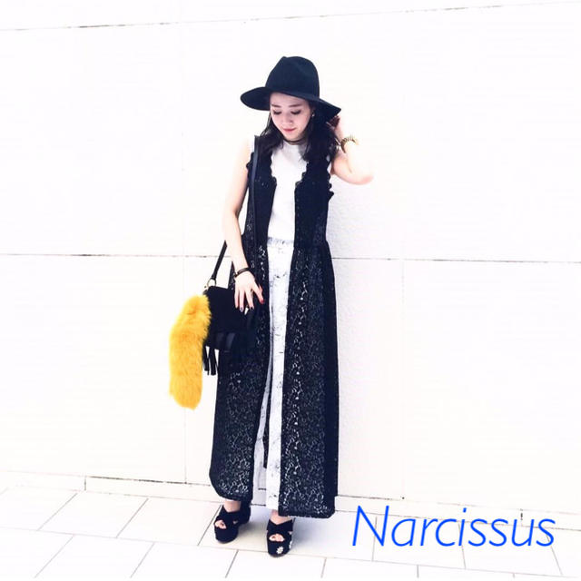 Narcissus(ナルシス)のNarcissus 総レースノースリカーディガン レディースのトップス(カーディガン)の商品写真