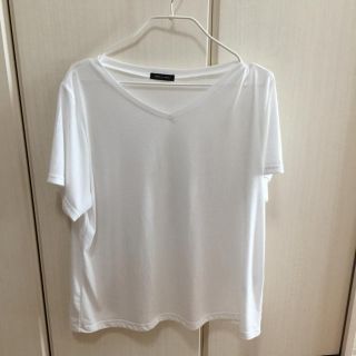 シマムラ(しまむら)の大きいサイズ 白VネックTシャツ(Tシャツ(半袖/袖なし))