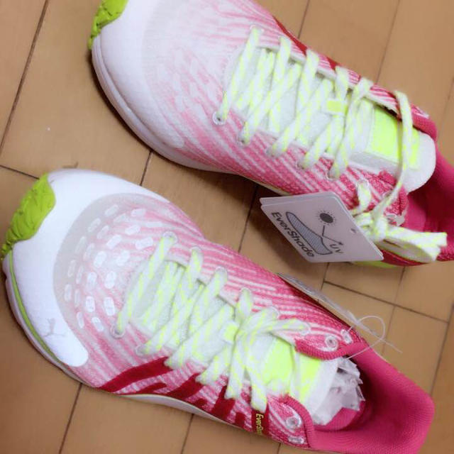 PUMA(プーマ)のプーマ♡新品 スポーツ/アウトドアのトレーニング/エクササイズ(ウォーキング)の商品写真