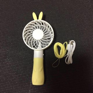 新品❤️かわいい大人気ミニ扇風機(扇風機)