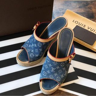 ルイヴィトン(LOUIS VUITTON)の【美品】ルイヴィトン 37 サンダル ミュール 23.5 24.0 レディース(サンダル)