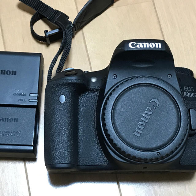 Canon - Canon EOS8000Dボディ