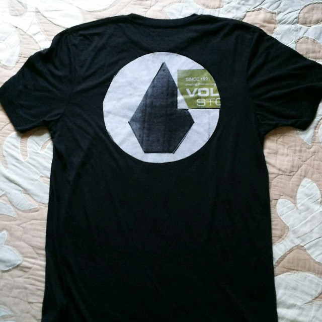 volcom(ボルコム)のVOLCOM Tシャツ Mサイズ 黒 メンズのトップス(Tシャツ/カットソー(半袖/袖なし))の商品写真