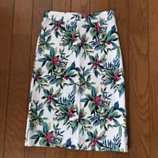 DURAS ambient(デュラスアンビエント)のデュラスアンビエント♡花柄スカート レディースのスカート(ひざ丈スカート)の商品写真