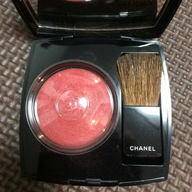 CHANEL(シャネル)のCHANEL ジュコントラスト320 コスメ/美容のベースメイク/化粧品(チーク)の商品写真