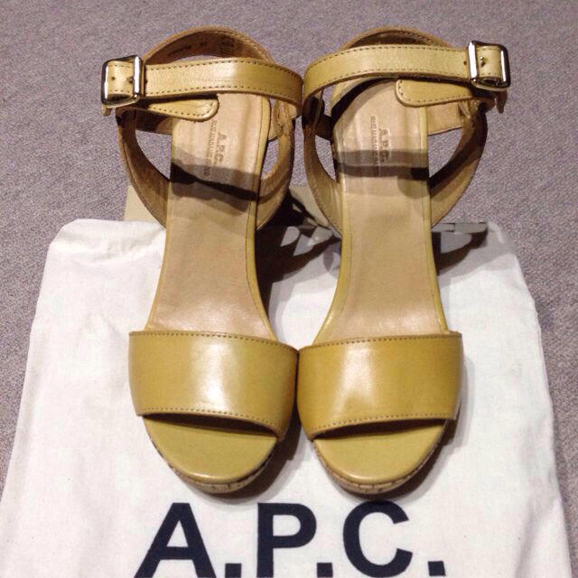 A.P.C(アーペーセー)のA.P.C アンクルストラップサンダル レディースの靴/シューズ(サンダル)の商品写真