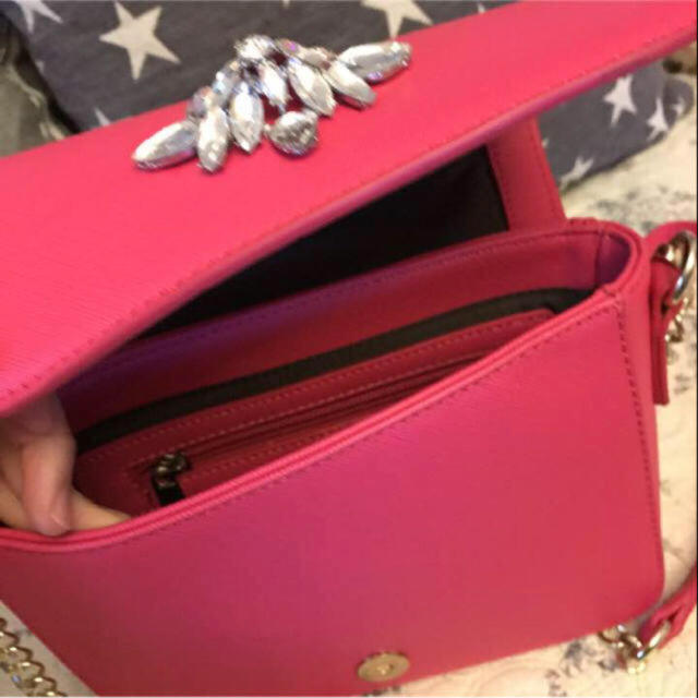 モテピンク♡ストーンショルダーバック レディースのバッグ(ショルダーバッグ)の商品写真