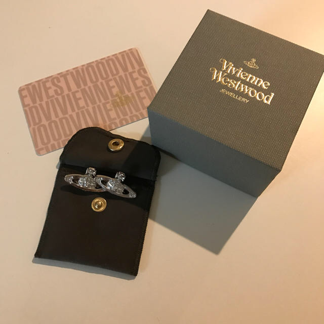 Vivienne Westwood☆ロゴピアス