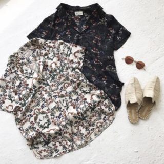 トゥデイフル(TODAYFUL)の【未使用】Flower Print SH(シャツ/ブラウス(半袖/袖なし))