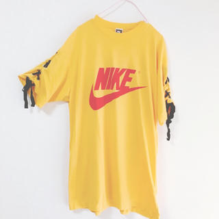 サンタモニカ(Santa Monica)のNIKE リメイクシャツ(Tシャツ(半袖/袖なし))
