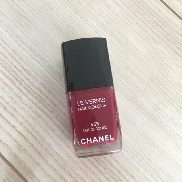 CHANEL(シャネル)のシャネル ヴェルニ 455ロータスルージュ コスメ/美容のネイル(マニキュア)の商品写真