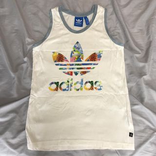 アディダス(adidas)のadidas  タンクトップ(タンクトップ)