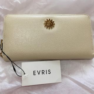 エヴリス(EVRIS)のEVRIS 長財布(財布)