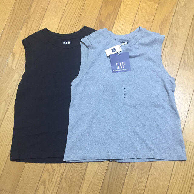 GAP(ギャップ)の新品 GAP 復刻版ノースリーブ 大草直子さん着用 二枚セット レディースのトップス(Tシャツ(半袖/袖なし))の商品写真