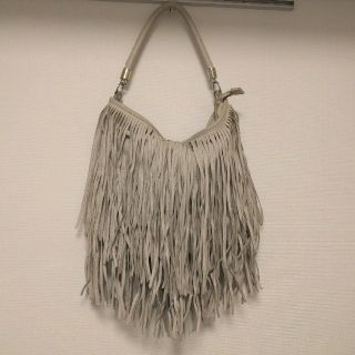 エイチアンドエム(H&M)のH&M フリンジハンドバッグ(ハンドバッグ)