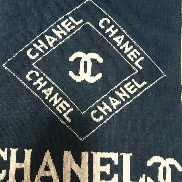 CHANEL(シャネル)のひまちゃん様専用 レディースのファッション小物(マフラー/ショール)の商品写真