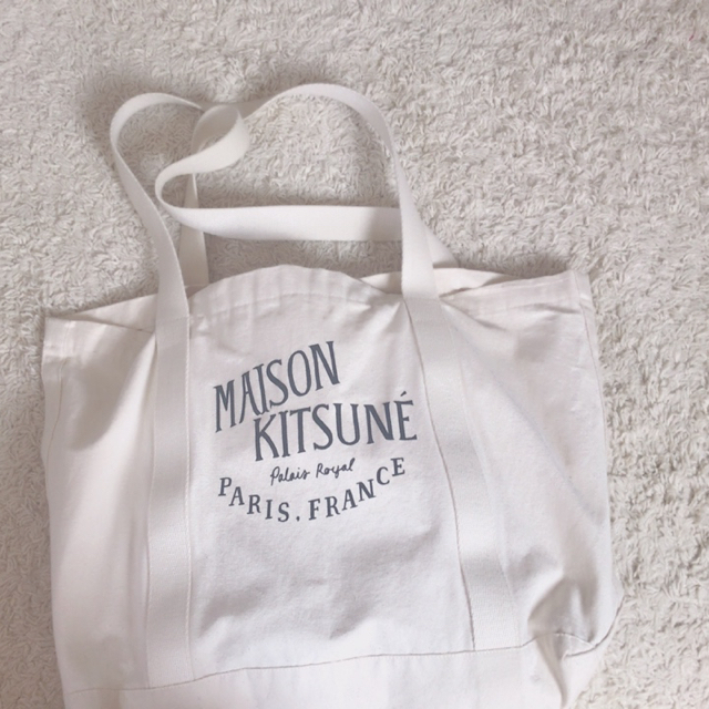 MAISON KITSUNE'(メゾンキツネ)のメゾンキツネ トートバッグ レディースのバッグ(トートバッグ)の商品写真