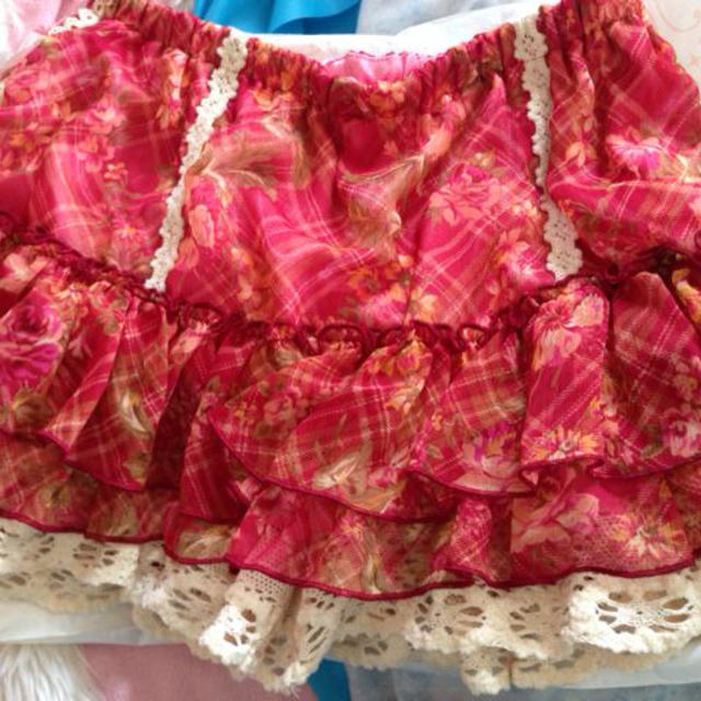 LIZ LISA(リズリサ)のタグ付き☆リズリサ☆花柄スカパン レディースのスカート(ミニスカート)の商品写真