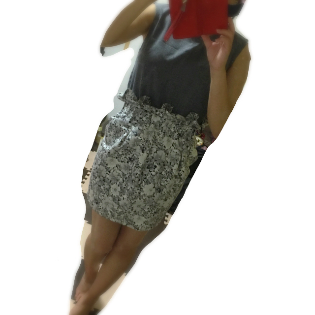 FRAY I.D(フレイアイディー)の最終値下げ！FRAY I.D  スカート レディースのスカート(ひざ丈スカート)の商品写真