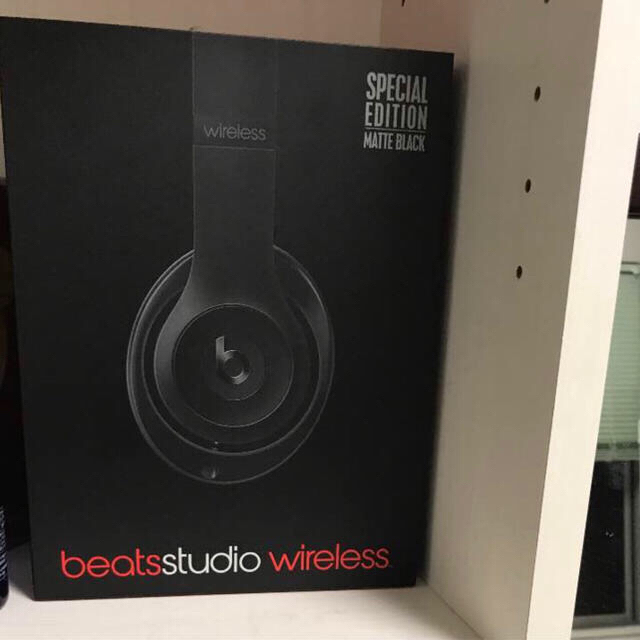 Beats by Dr Dre(ビーツバイドクタードレ)の(duge様 専用)beats Studio V2 Wireless  スマホ/家電/カメラのオーディオ機器(ヘッドフォン/イヤフォン)の商品写真