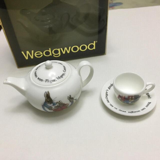 Wedgwood ウェッジウッド ピーターラビット ミニチュア Wedgwood ウェッジウッド ピーターラビット ミニチュア