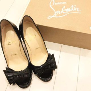 クリスチャンルブタン(Christian Louboutin)のChristian Louboutin【リボン パテントパンプス】(ハイヒール/パンプス)