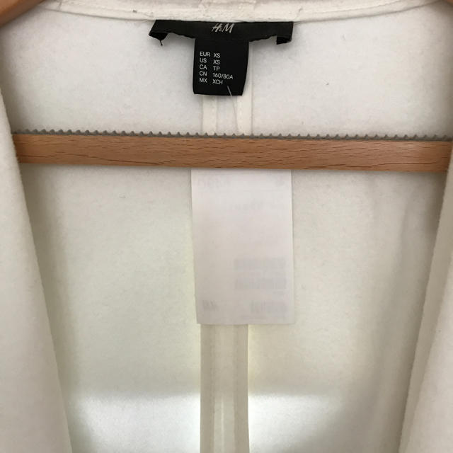 H&M(エイチアンドエム)の新品未使用 H&M ガウンコート XS レディースのジャケット/アウター(ガウンコート)の商品写真